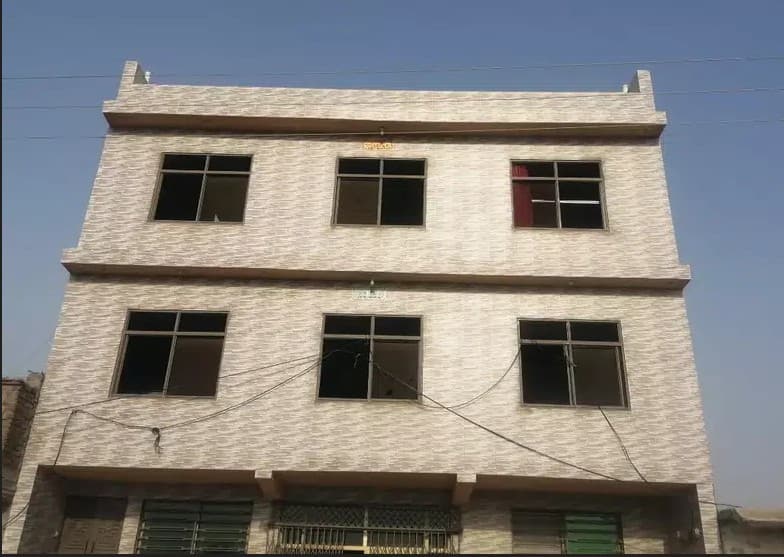 Commercial Building near Imtiaz Market, Chakra